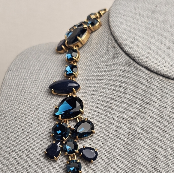 [J. CREW] Blue Crystal Foliage Collar Statement Necklace - Picture 3 of 16